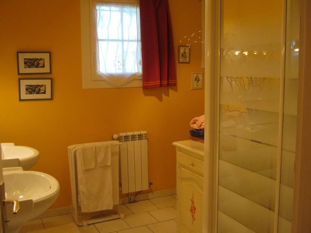 Bed and Breakfast La Margottiere à Rians  Chambre photo