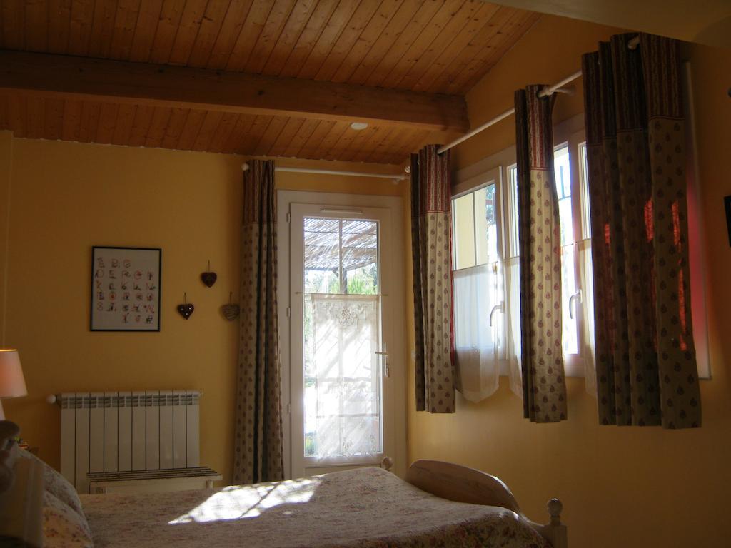 Bed and Breakfast La Margottiere à Rians  Chambre photo